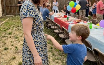 My 4-Year-Old Pointed at My Best Friend and Giggled, ‘Dad’s There’ – I Laughed Until I Saw What He Was Pointing At